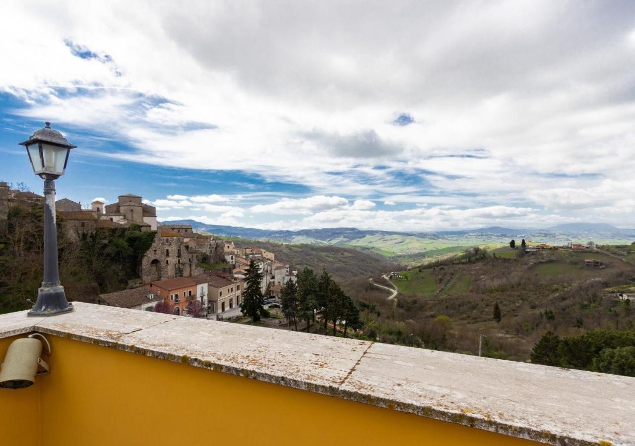 Hotel Borgo In Irpinia - L'Angolo Verde Zungoli Exteriör bild